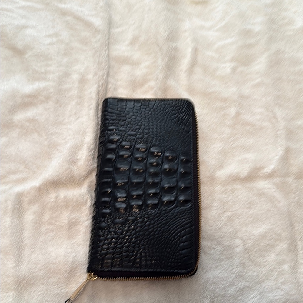 Black Crocodile Embossed Zip Wallet Passport holder